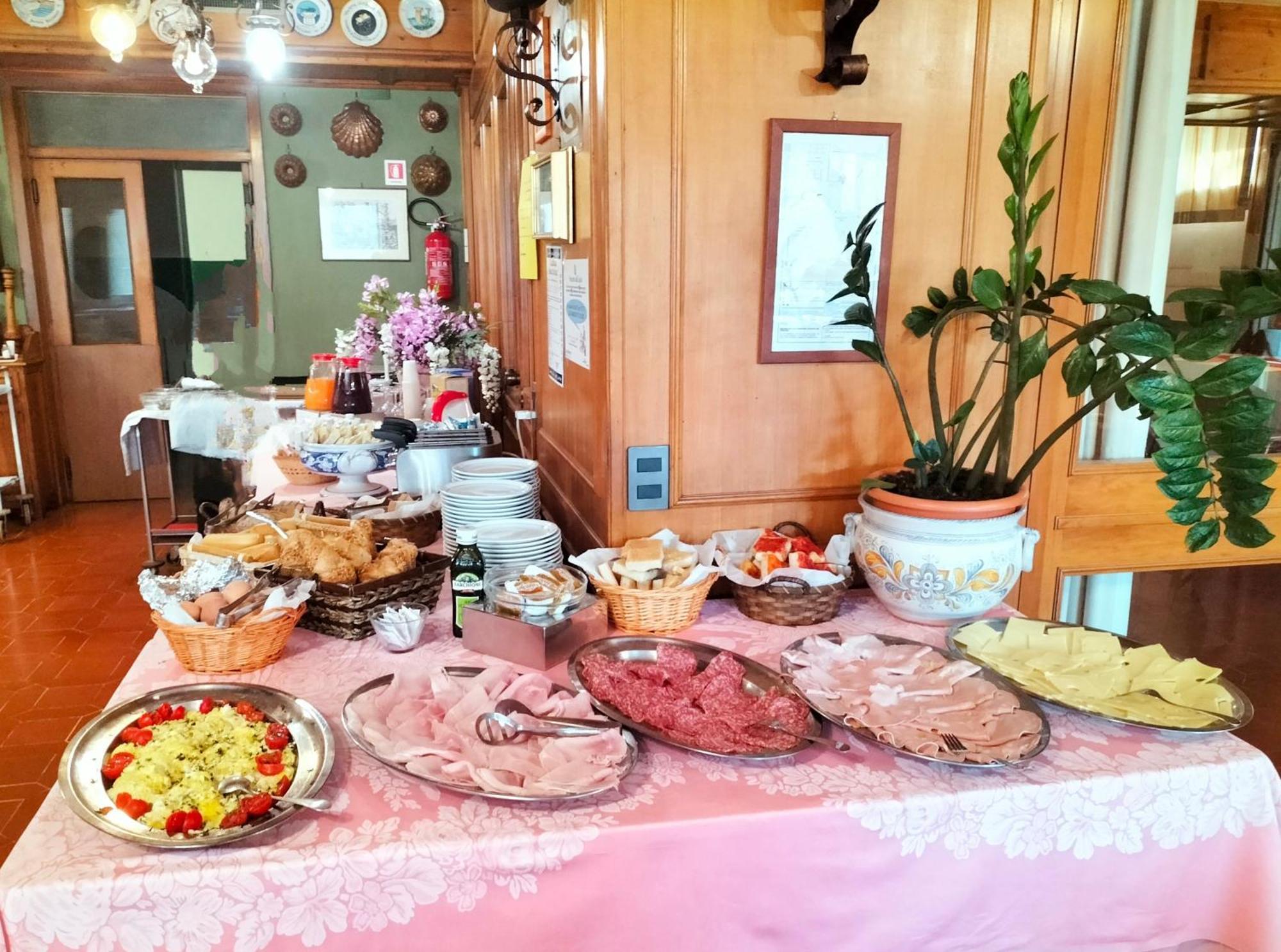 Grifone Hotel Perugia Luaran gambar