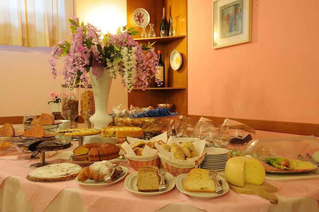 Grifone Hotel Perugia Luaran gambar